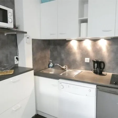 5 Pers A Piau-engaly Avec Acces Exterieur, Cuisine Equipee, Casier A Skis Et Equipements Bebe - Fr-1-457-150 Apartment *