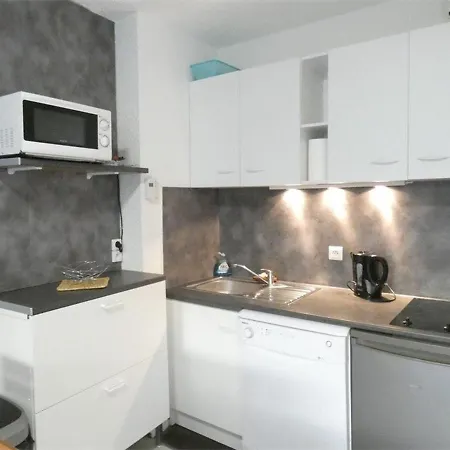 5 Pers A Piau-engaly Avec Acces Exterieur, Cuisine Equipee, Casier A Skis Et Equipements Bebe - Fr-1-457-150 Apartment Aragnouet